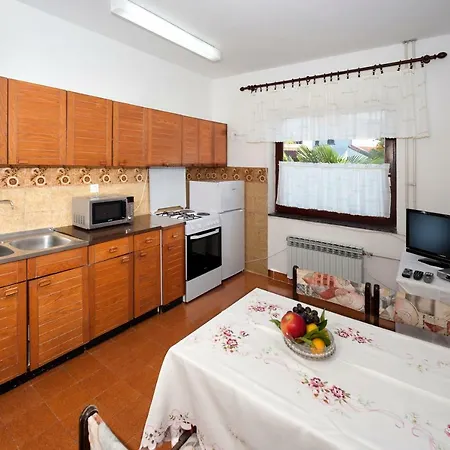 Apartament Mihaela