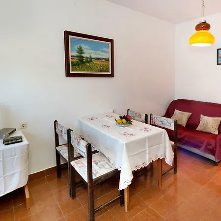 Apartment Mihaela Porec